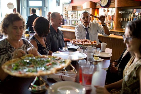 Barack Obamanın ağ evin fotoqrafı tərəfindən çəkilən 25 maraqlı FOTOSU