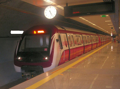 TƏCİLİ: Terror həyəcanı - Metro BAĞLANDI