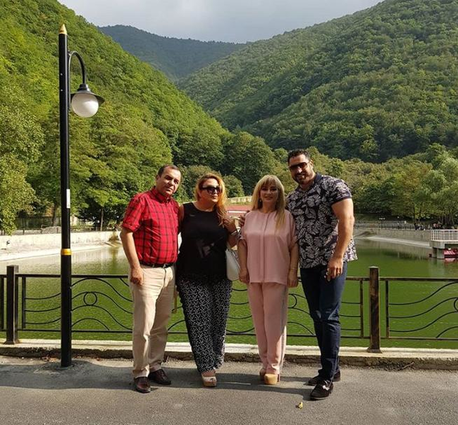 Nüşabə Ələsgərli özündən yaşca kiçik əri ilə - Fotolar