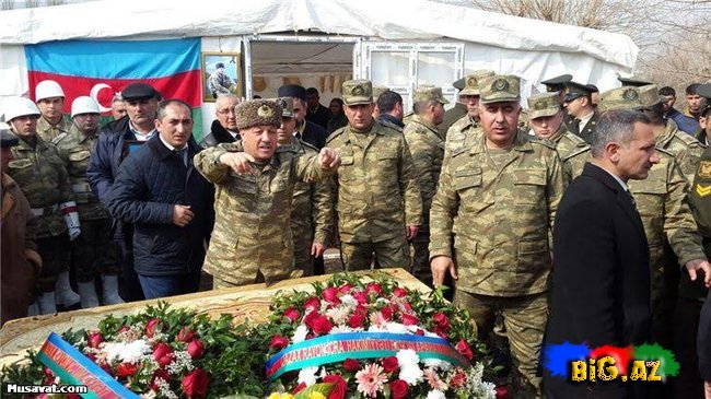 19 yaşlı əsgərimiz şəhid oldu + DƏFNDƏN FOTOLAR