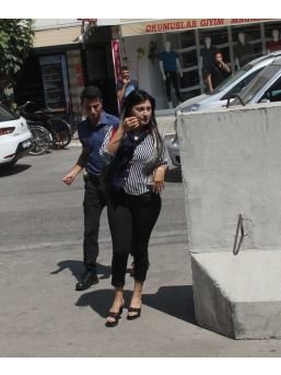 23 yaşlı gəlin ərini başqasıyla tutdu, olanlar oldu - FOTOLAR