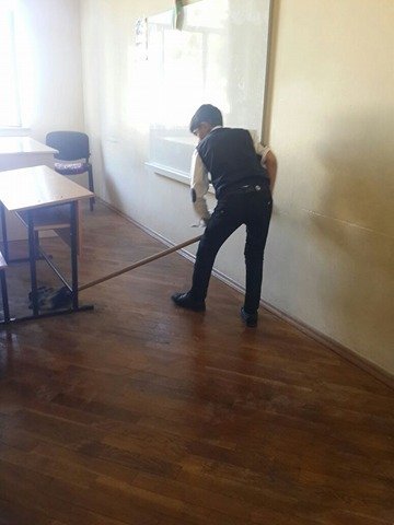 Bakıda məktəb direktorunun əxlaqsız təklifi müəlliməni işsiz qoydu - FOTOLAR