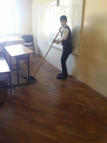 Bakıda məktəb direktorunun əxlaqsız təklifi müəlliməni işsiz qoydu - FOTOLAR