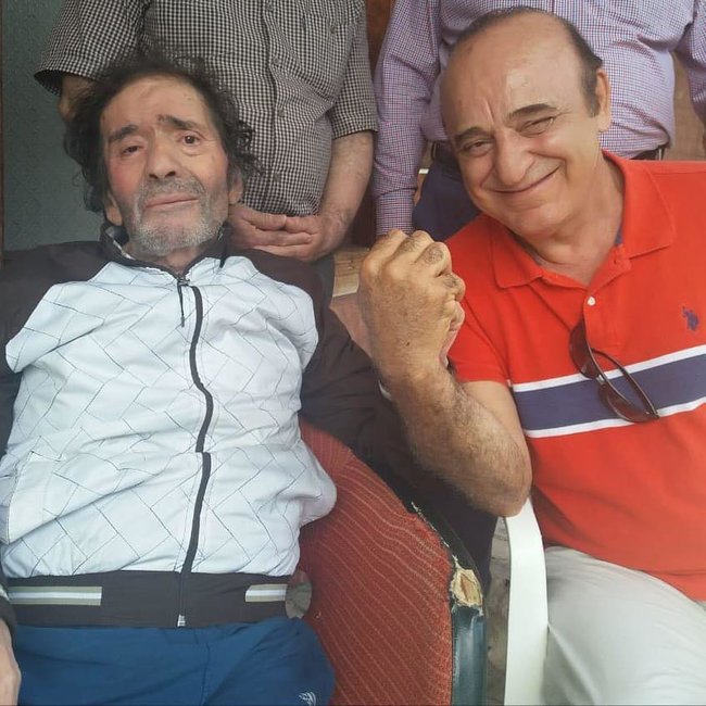 Ürəyinə su yığılan azərbaycanlı məşhurun bu fotosu ürək parçaladı