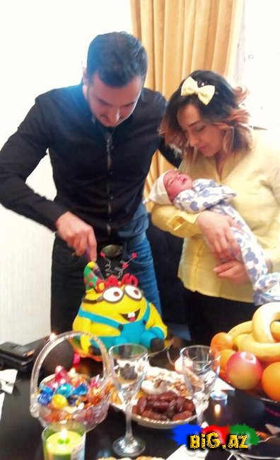 Dünən ana olan müğənninin xəstəxanadan FOTOLARI YAYILDI