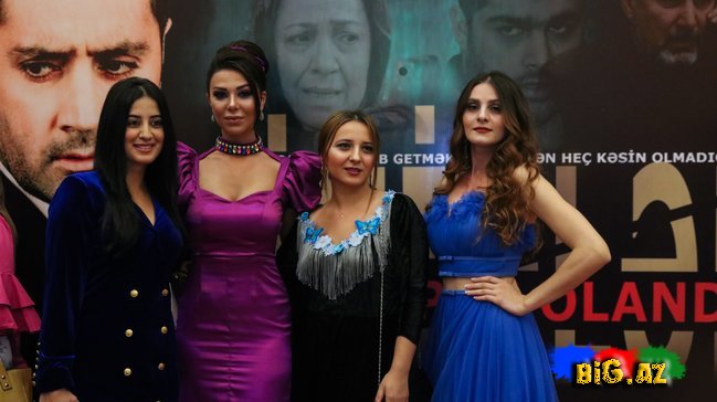 Aktrisa Gülşənin sinə dekolteli çəhrayı libası - Qala gecəsindən FOTOLAR
