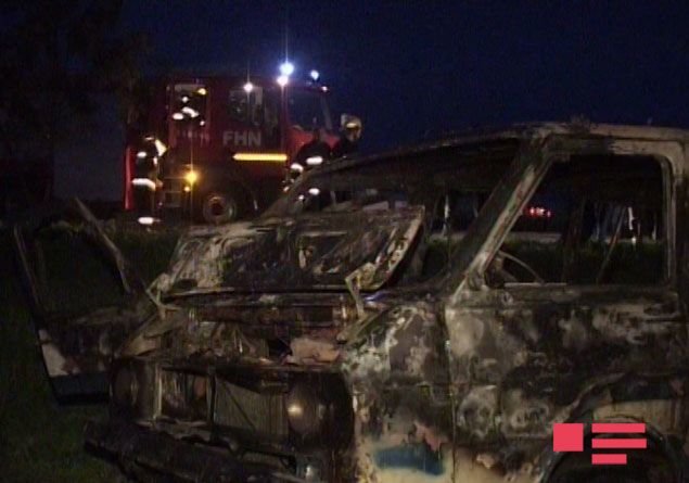 Azərbaycanda fəhlə daşıyan mikroavtobus yandı: Yaralıların ADLARI - FOTOLAR