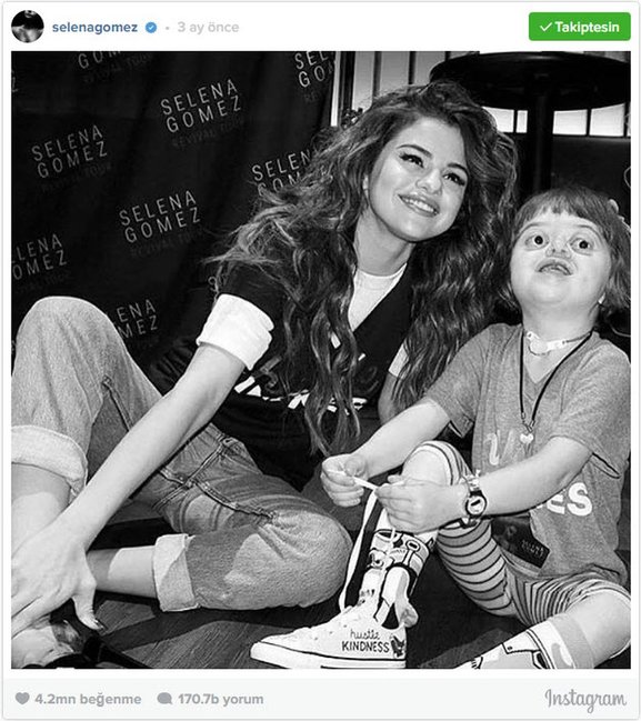 Selena Qomezin sosial şəbəkəni çalxalayan FOTOLARI