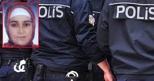 3 uÅaq anasÄ± sevgilisi il&Eacute; tutuldu, baÅÄ±ndan gÃ¼ll&Eacute;l&Eacute;ndi - FOTO