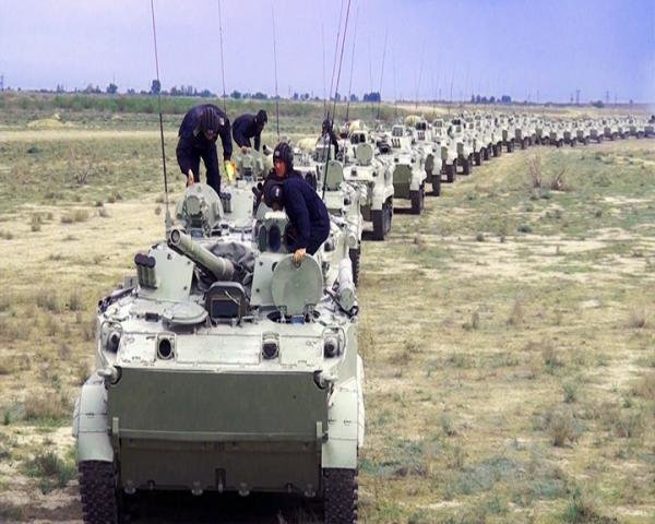 Azərbaycan ordusunun tankları və aviasiya hərəkətə keçdi - FOTOLAR
