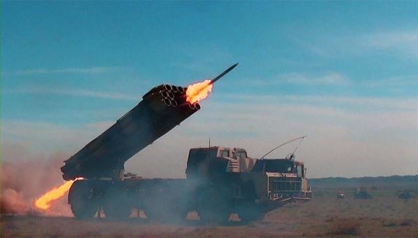 Azərbaycan ordusunun tankları və aviasiya hərəkətə keçdi - FOTOLAR