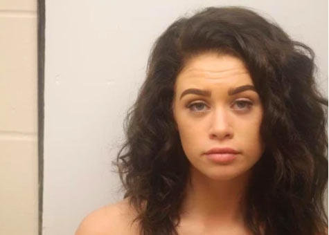 Dünyanın ən gözəl qadın məhbusu - FOTO