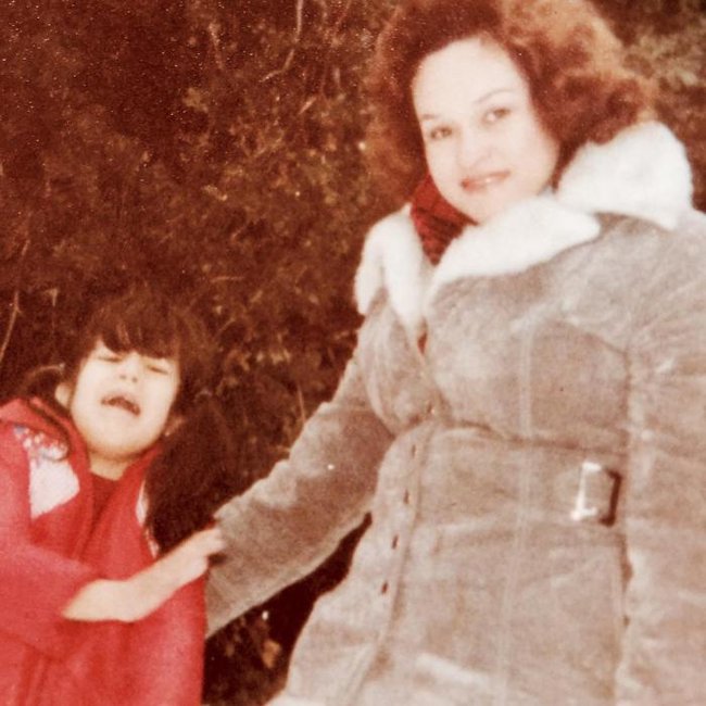 Tanınmış məşhurların uşaqlıq fotoları