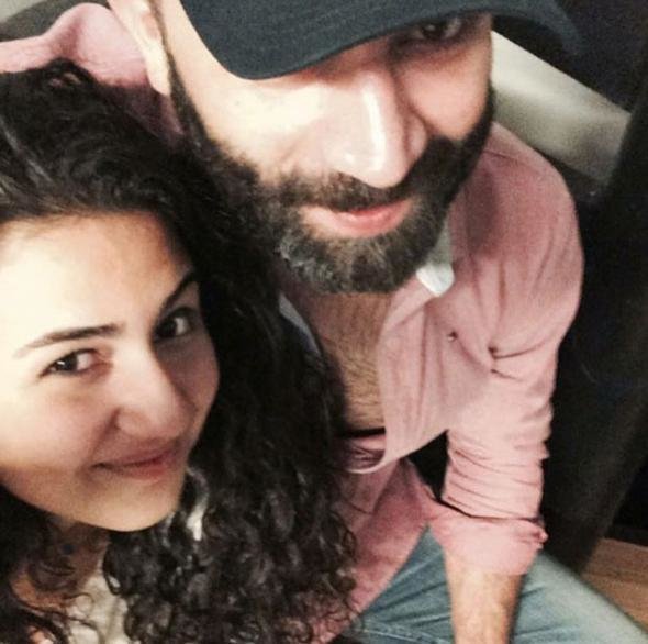 "Arka sokaklar"ın Mesutunun mediadan gizlətdiyi qızı - FOTOLAR