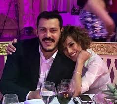 Röya Zabit Səmədovla sevgilidir?