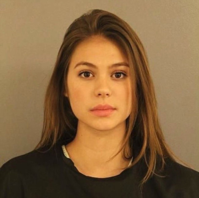 Dünyanın ən gözəl və cazibədar məhkumları - FOTOLAR