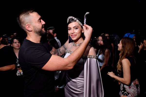 Məşhur Azərbaycan brendi dünyaya açılır – Möhtəşəm dəfilədən FOTOLAR