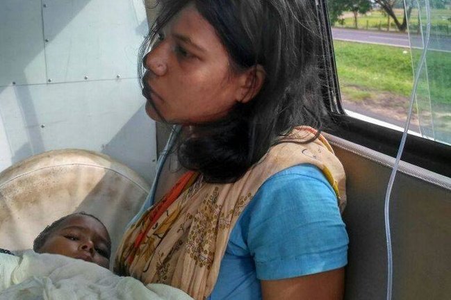 3 yaşlı qızın rentgen kağızı həkimləri dəhşətə gətirdi - FOTOLAR