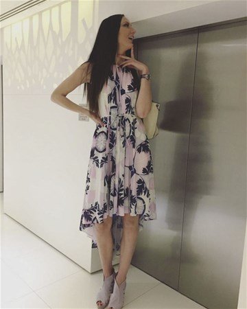 Dünyanın ən uzun ayaqlı qadını - Hamı ondan danışır - FOTOLAR