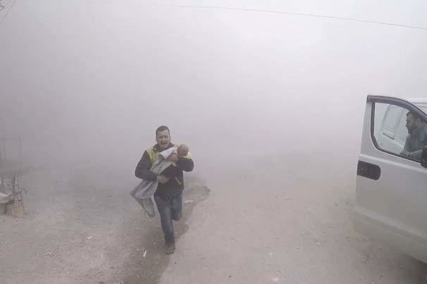 Onlarla insanı xilas edən kişinin körpəsi dağıntılar arasında qaldı - FOTOLAR