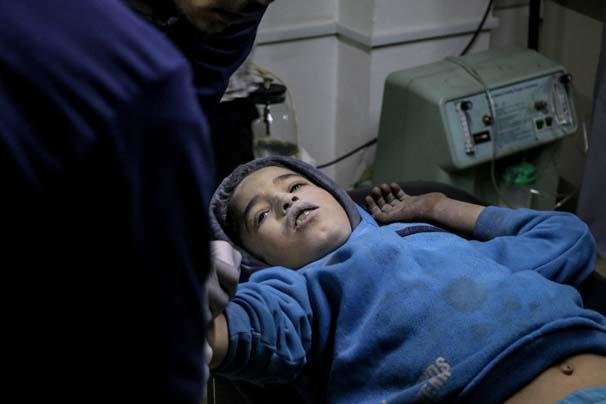 Onlarla insanı xilas edən kişinin körpəsi dağıntılar arasında qaldı - FOTOLAR