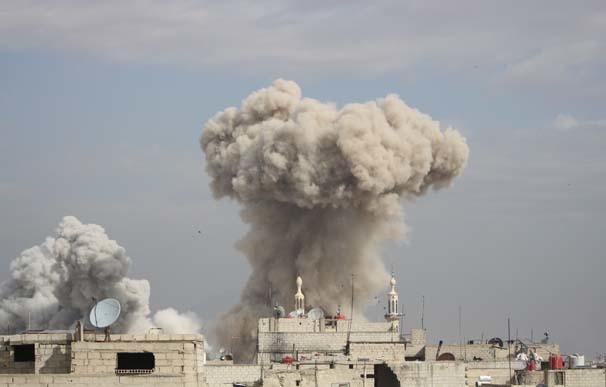 Onlarla insanı xilas edən kişinin körpəsi dağıntılar arasında qaldı - FOTOLAR