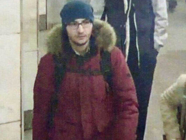 Metroda partlayış törədən qırğızdır? - Pasport FOTOSU YAYILDI