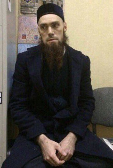 Metroda partlayış törədən qırğızdır? - Pasport FOTOSU YAYILDI