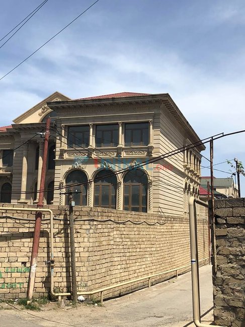 Vəzifəsindən çıxarılan eks nazirimizin villaları üzə çıxdı - FOTOLAR