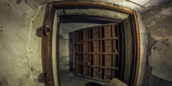 Ermənilərin müharibə xofu: Şuşada sığınacaqlar inşa edirlər