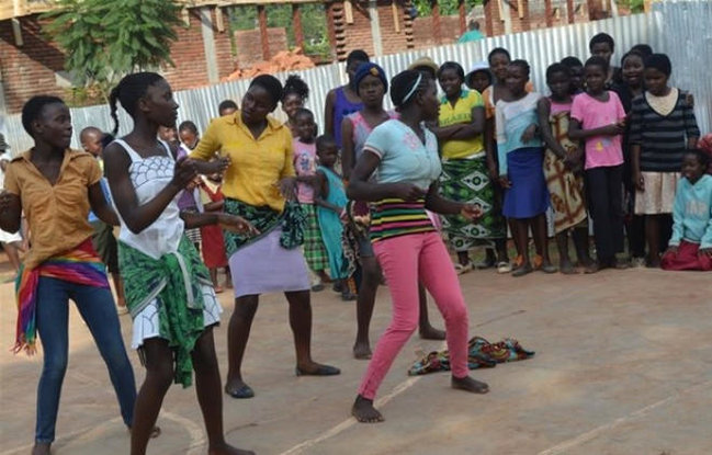 Yad kişi ilə cinsi əlaqədə olmasa, ərinin cəsədini görə bilməz - FOTOLAR