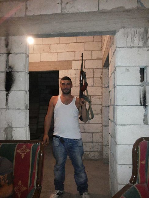 Sürücü şort geyindiyinə görə qadın müştərini öldürdü - Balığı zorlayarkən çəkilən videosu tapıldı