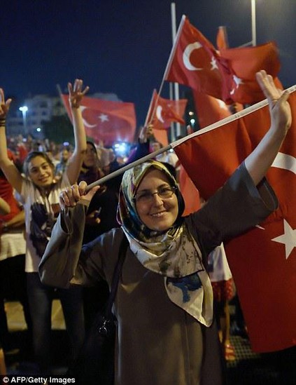 İstanbul hayqırdı: "Can Azərbaycan, bizimləsən!" - FOTOLAR