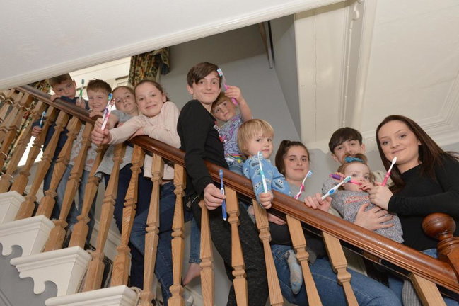 19 uşaq doğan qadın: 