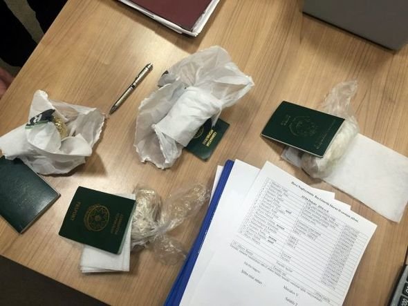 Gömrükdə RƏZALƏT: Qadının daxili orqanından elə şeylər tapdılar ki... - FOTOLAR