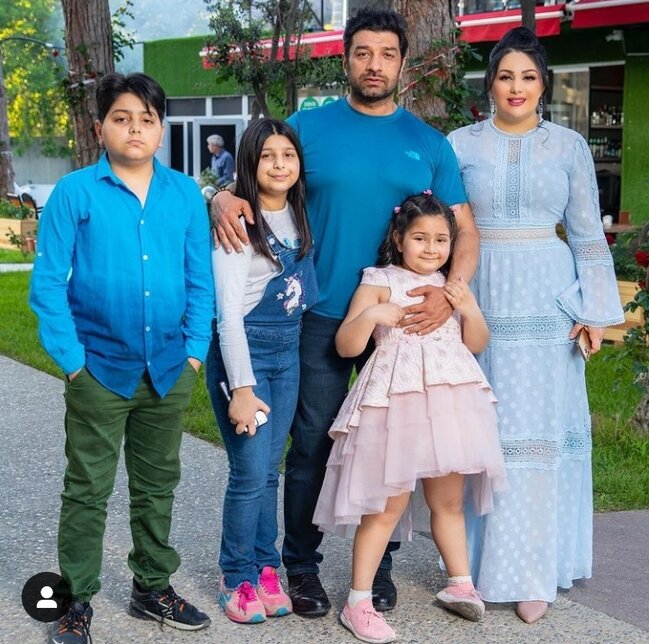 Kənan MM ailəsi ilə - YENİ FOTO