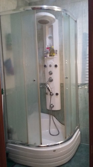 Təcili Badamdar qəsəbəsində mənzil satılır!