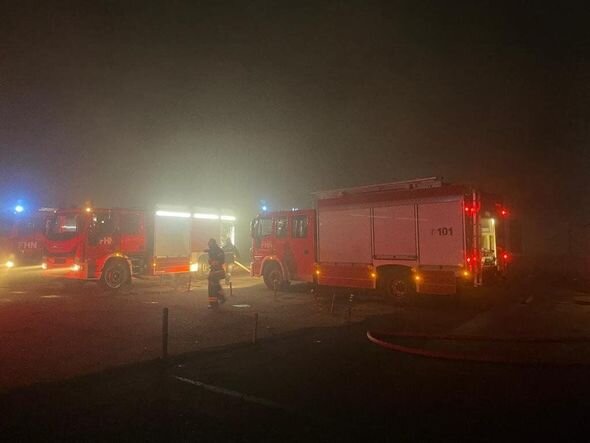 "Sədərək" Ticarət Mərkəzində yanğın tam söndürülüb -YENİLƏNİB + FOTO/VİDEO