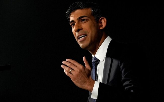 Britaniyanın Baş naziri qanunsuz miqrasiyaya qarşı sərt tədbirlərə çağırıb