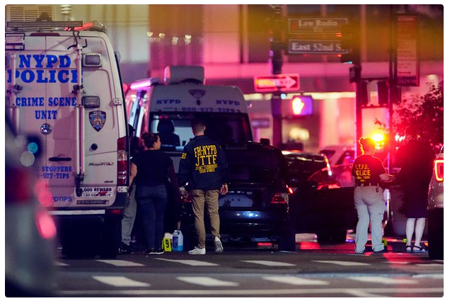 Şəhər mərkəzində 4 nəfər qətlə yetirildi