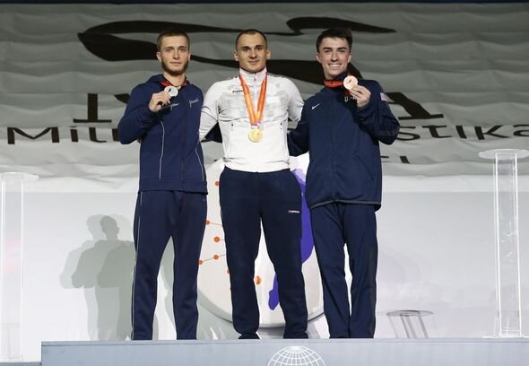 Azərbaycan gimnastı Bakıdakı dünya çempionatında gümüş medal qazanıb - FOTO