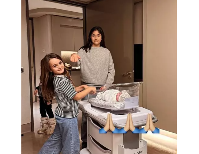 Məşhur futbolçunun üçüncü övladı dünyaya gəldi