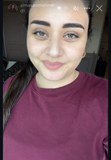 Bu da Almaxanımın MAKİYAJSIZ HALI - FOTOLAR