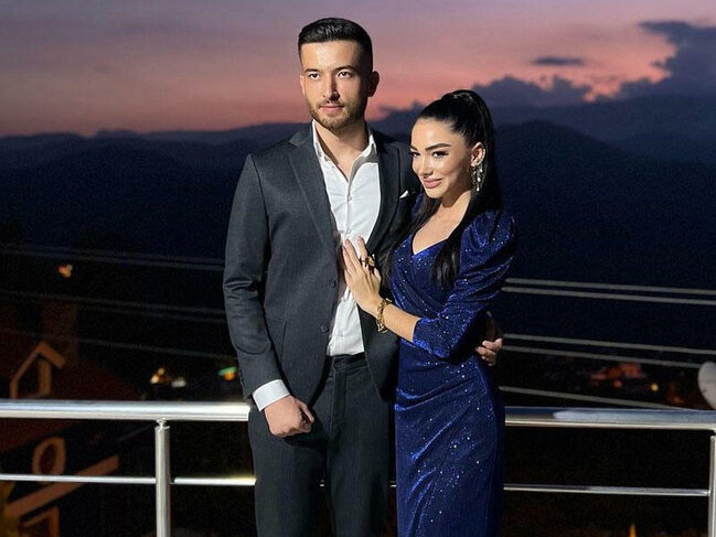 Erotik rəqsi ilə ad çıxaran Nüşabənin qızının GÖRÜN NEÇƏ YAŞI VAR - Toyu olacaq - FOTO