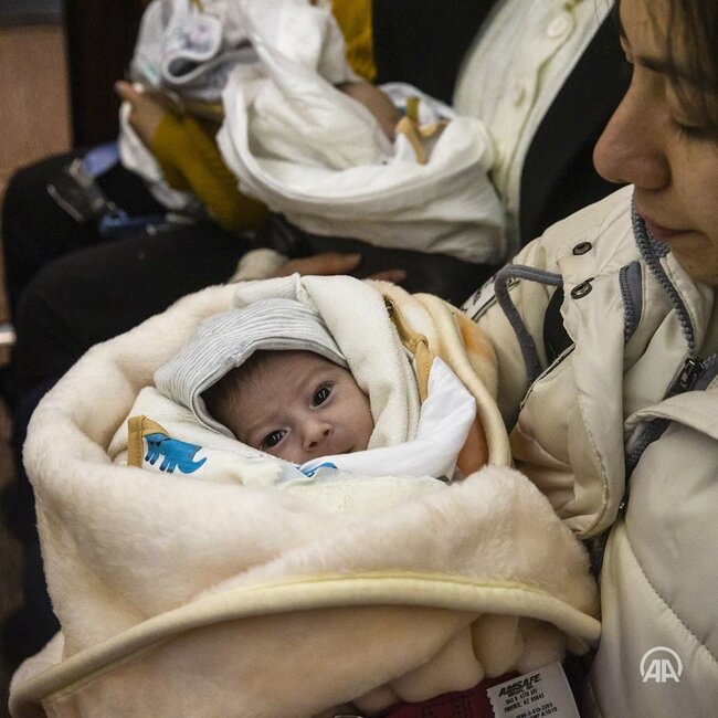 İlk təyyarə səfərləri ata-anasız keçdi... - FOTOLAR