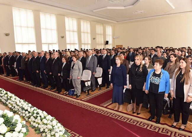 Sumqayıt Dövlət Universitetində "Sumqayıtlı gənc elçilər: Qərbi Azərbaycana qayıdış"mövzusunda konfrans keçirilib