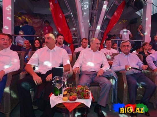 İlham Əliyev, Putin və Sarkisyan sambo yarışlarını izləyiblər - FOTO