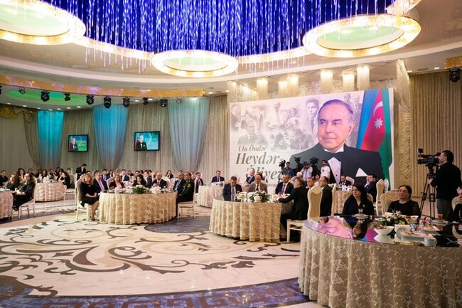 Nərimanovda Ulu öndərə həsr olunmuş xatirə tədbiri keçirildi