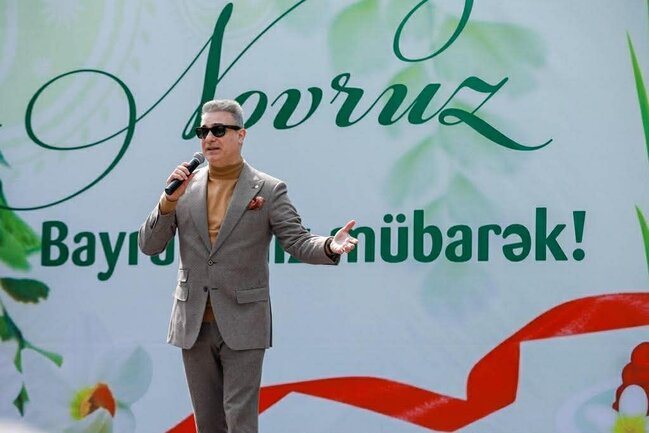 Paytaxtın abad məhəllələrindəki Novruz şənlikləri davam edir