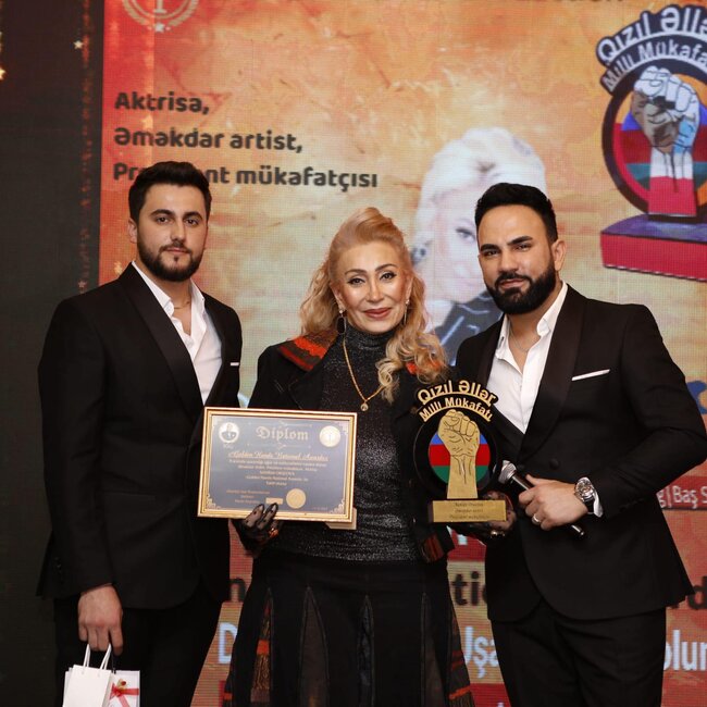 "Golden Hands National Awards" mükafatı sahiblərinə təqdim edilib